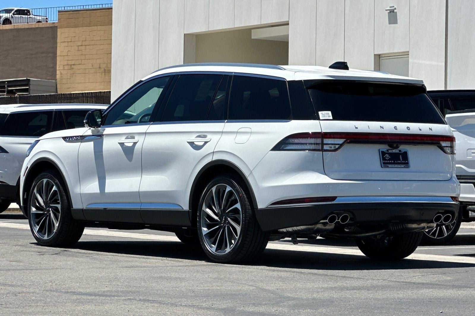 2026 Lincoln Aviator — detail view
