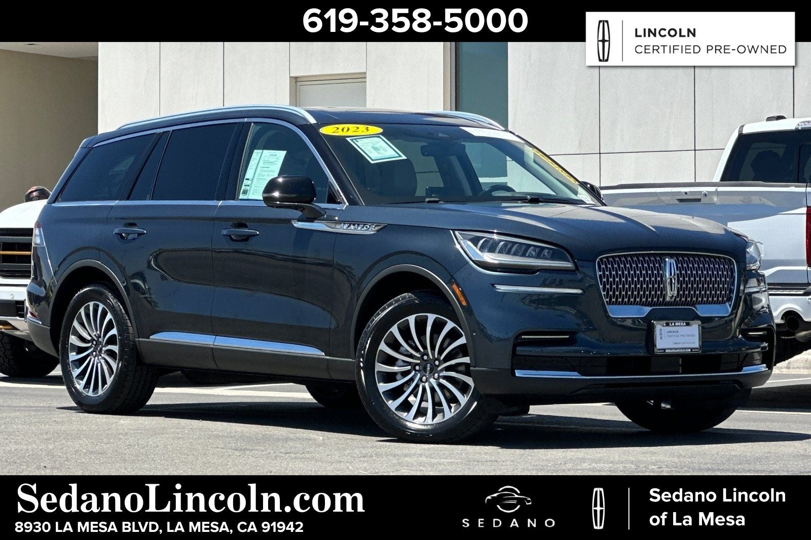 2023 Lincoln Aviator Reserve in Flight Blue Metallic Clearcoat — front three-quarter view