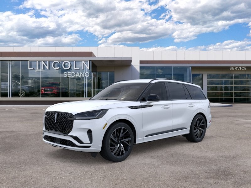 2026 Lincoln Aviator Black Label in Pristine White Metallic Tri-Coat — front three-quarter view