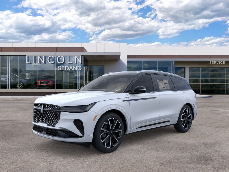 2026 Lincoln Nautilus Reserve in White Platinum Metallic Tri-Coat — front three-quarter view